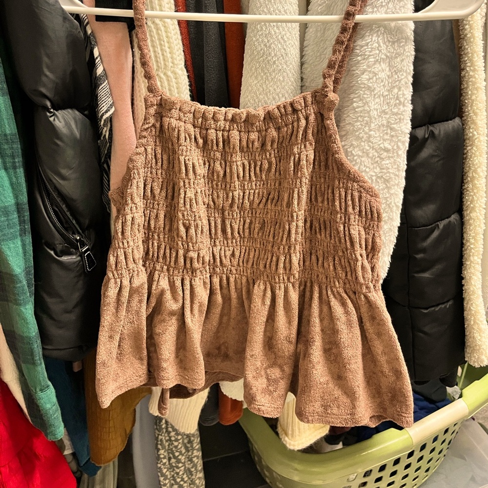 Brown Tank